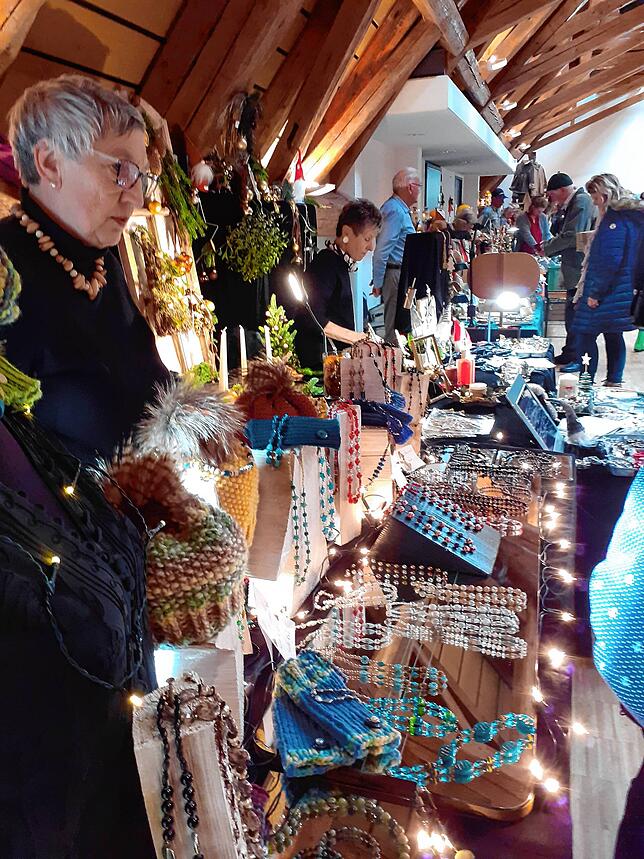 Bild 12: 18.  Weihnachts- und Adventsmarkt in Heiligenberg