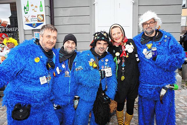 Bild 2: Bunt, bunter, Konstanzer Fasnacht: So fantasievoll geht es auf dem Münsterplatz zu