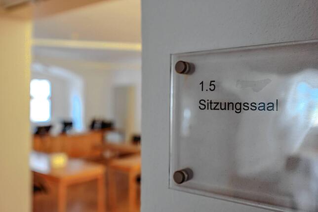 Einblick in den Sitzungssaal des Amtsgerichtes Radolfzell.