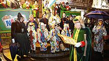 Haben ihre erste Bewährungsprobe für die anstehende Fastnacht bestanden, die acht Täuflinge der Narrenzunft Frohsinn, die im strömenden ...