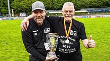 Ein Bild aus gemeinsamen Tagen: Markus (links) im Jahr 2019 mit Papa Werner Felgenhauer, der 2024 verstarb, nach dem Gewinn des SBFV-Pokals.