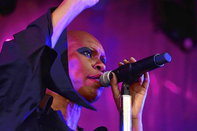 Bild 18: Skunk Anansie rockt Markdorf: 2500 Fans feiern furiosen Open-Air-Auftakt – die besten Bilder!