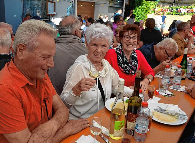 Bild 22: Feierabendhock beim Bermatinger Dorffest: Die schönsten Bilder
