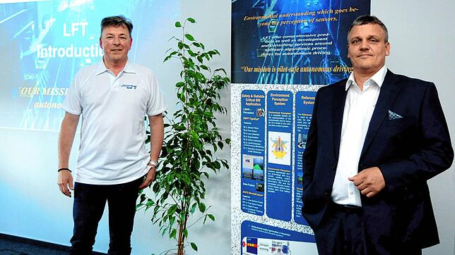 Geschäftsführer Christian Meyer (rechts) und Vertriebschef Thomas Wichert gehören zum Führungsteam bei Lake Fusion Technologies. Das ...