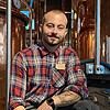 German Kustov ist der Brauer im Brauhaus Joh. Albrecht in Konstanz. Er genießt es, Kreativität in den Prozess einfließen zu lassen.