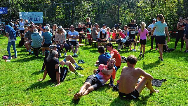 Liegewiesenstimmung am Rand der Wegstrecke.