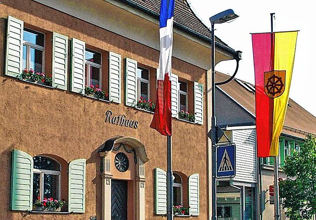 Bild 7: So lebt es sich in  Owingen: Streifzug durch die Gemeinde