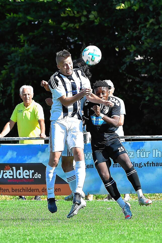Bild 22: SV 08 Laufenburg startet mit Niederlage bei Titelfavorit VfR Hausen &ndash; und wir haben Bilder!