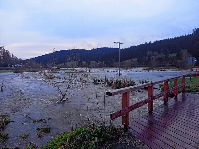 Bild 1: Hochwasser im Schwarzwald: Beeindruckende Bilder vom Dauerregen im Bregtal