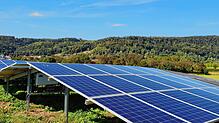 Der Solarpark auf der ehemaligen Deponie in Herten ist seit August 2018 in Betrieb. Vier weitere Flächen in Rheinfelden sollen für ...