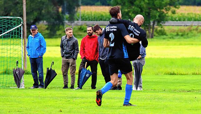 Bild 7: Die besten Bilder der Kreisliga-A-Partie zwischen der SG Stahringen/Espasingen und der SV Emmingen-Liptingen