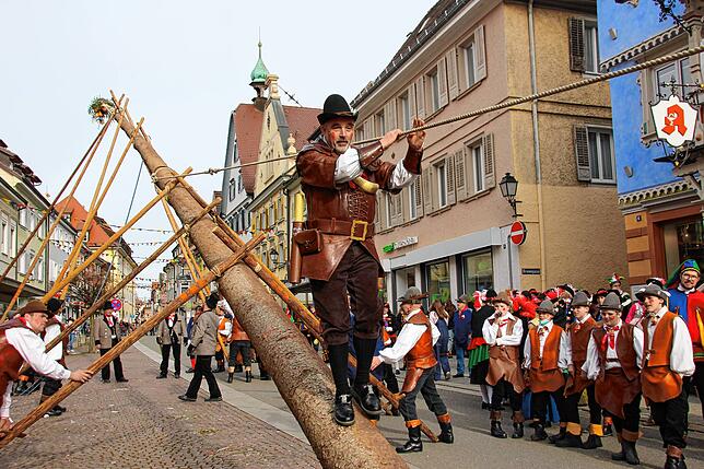 Bild 13: Bilder vom Narrenbaum-Setzen in Stockach Teil 3