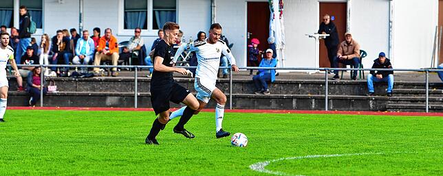 Bild 2: SG FC Wehr/Brennet besiegt den SV 08 Laufenburg II mit 5:1 &ndash; und wir haben Bilder!