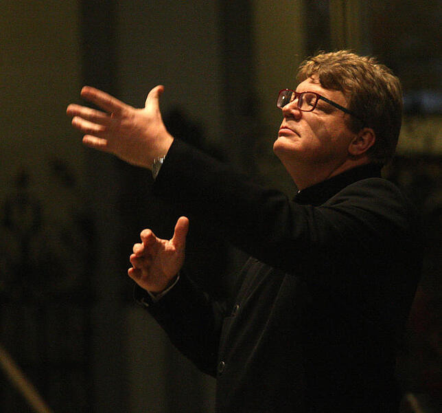 In Aktion: Dirigent Steffen Schreyer.