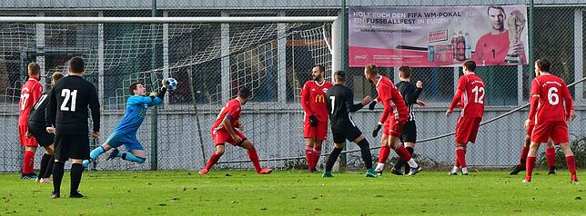 Bild 9: Bosporus FC Friedlingen und der FC Wallbach trennen sich 2:2 &ndash; und wir haben Bilder!