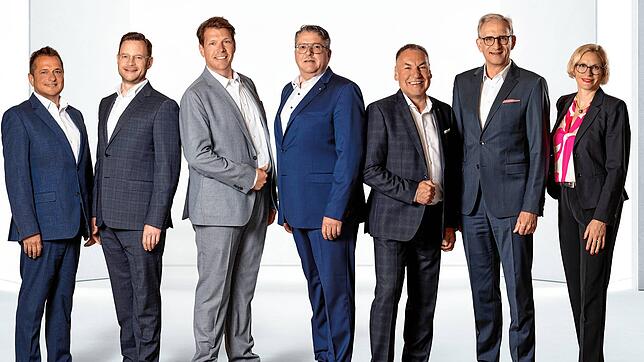 Die Vorstandsmitglieder und Generalbevollmächtigten der neuen Volksbank Zollernalb eG: Michael Heinemann, Benjamin Wurm, Robert Kling, ...