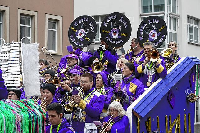 Bild 32: Bilder-Story: So ist die Katzenmusik am Fasnet-Montag in die Stadt einmarschiert