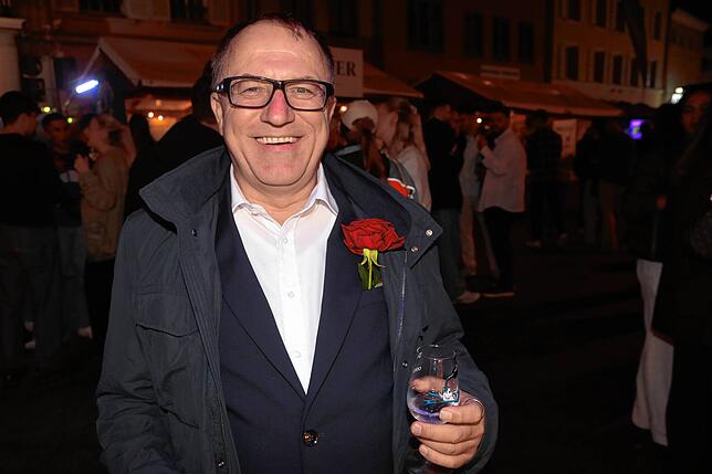 Bild 18: Endlich Wochenende! Das feiern die Besucher beim Konstanzer Weinfest 2025