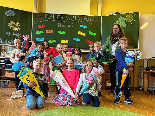 Grundschule Heiligenberg, Klasse 1/2a mit ihrer Klassenlehrerin Alexandra Abt