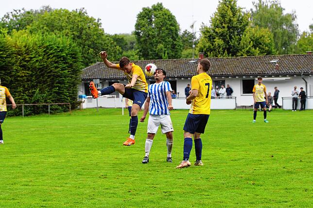 Bild 5: Unsere große Bildergalerie vom Kreisliga-Duell SG Dettingen-Dingelsdorf II – SV Bohlingen