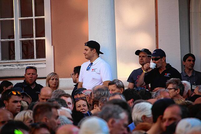 Bild 23: Santiano rocken auf dem Schlossplatz (Teil 1)