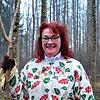 Der Markdorfer Kaujohle ist eine Figur aus dem Wald. Oberkaujohlin Manuela Boll ist hier im Gehau bei Ittendorf, wo die Figur der Sage ...