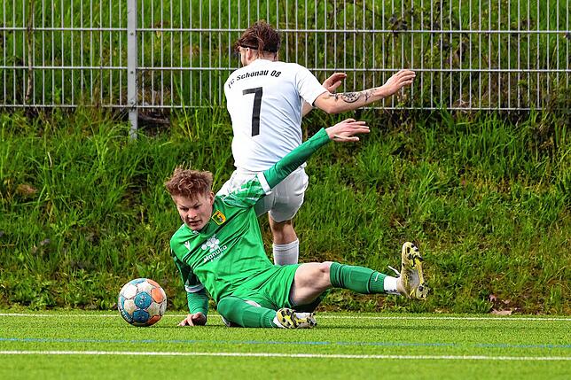 Bild 35: SV Herten setzt sich mit 4:1 gegen FC Schönau durch &ndash; und wir haben Bilder!
