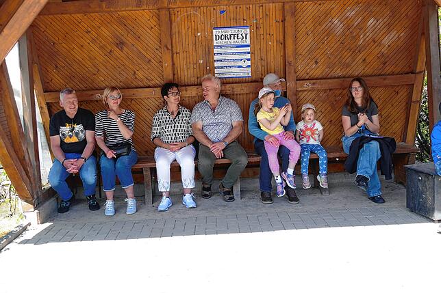 Bild 9: Scheunenfest 2025: Jubiläumsumzug und mitreißende Open Air Musik in Hüfingen-Sumpfohren