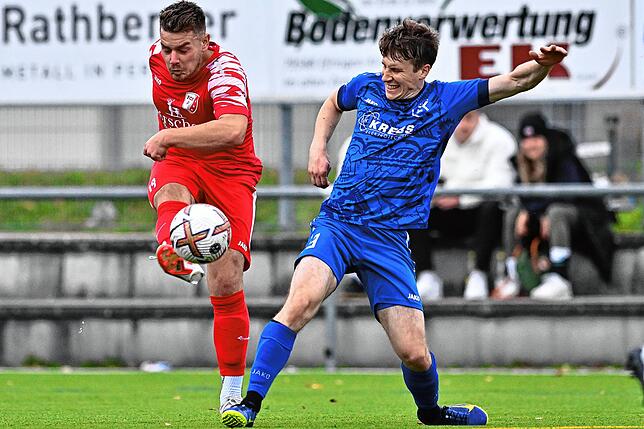 Bild 32: FC Schlüchttal unterliegt mit 1:2 beim TuS Efringen-Kirchen &ndash; und wir haben Bilder!