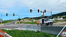 Rot, gelb, grün: Auf der Umleitungsstrecke zwischen Allensbach und Tunnel Waldsiedlung werden auf Höhe Hegne Ampeln eingerichtet, damit ...