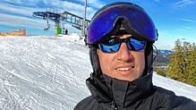 Richard Volz, Facharzt für Unfallchirurgie in Überlingen, fährt Ski und findet es gesundheitsfördernd. Er lehnt es ab, Skifahrer mit dem ...