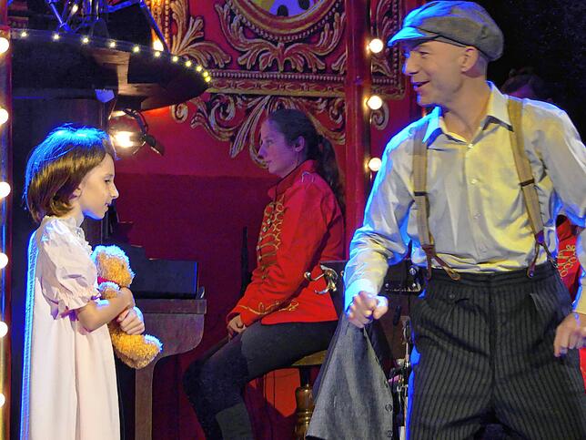Bild 43: Musical-Karussell feiert Premiere: Das sind die Bilder (I)