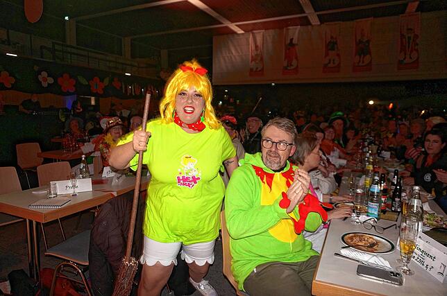 Bild 8: Düengemer Obed 2025: Zauberwald und tolle Unterhaltung in Tiengener Stadthalle