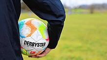 Bild : Endlich geht es wieder los: Die Amateurfußballer der Region fiebern dem Restart entgegen