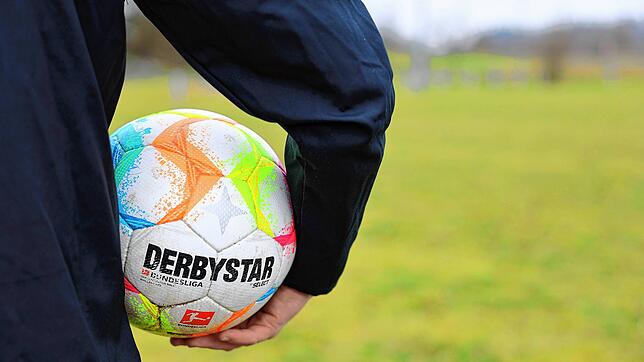 Bild : Endlich geht es wieder los: Die Amateurfußballer der Region fiebern dem Restart entgegen
