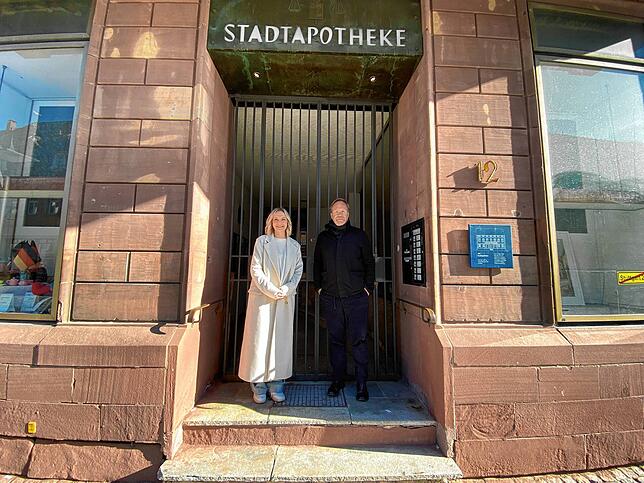 Die Fassade des Gebäudes soll eine Schönheitskur bekommen, innen planen Gina Würthner und Martin Bächle eine komplette Sanierung.