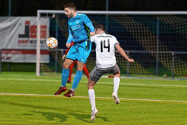 Bild 2: SV Buch holt sich noch ein 3:3 beim TuS Efringen-Kirchen &ndash; und wir haben Bilder!