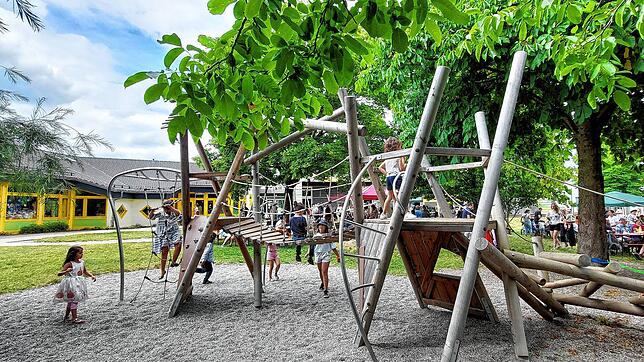 Im Kindergarten Max und Moritz in Oberuhldingen, der im Vorjahr seinen 30. Geburtstag feierte, sind 143 Plätze vorhanden, davon 20 für ...