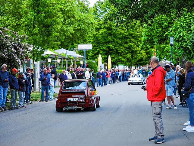 Bild 43: Oldtimerparade in Friedrichshafen lockt zahlreiche Zuschauer – exklusive Bilder!