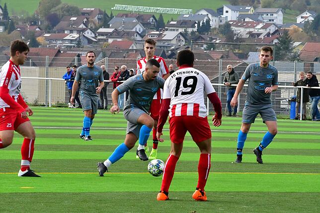 Bild 24: SV Jestetten besiegt den FC Tiengen 08 auf dem Kunstrasen in Erzingen mit 2:0 &ndash; und wir haben Bilder!