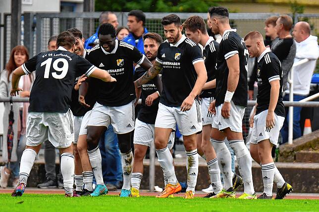 Bild 14: SV 08 Laufenburg fehlen beim 2:2 im Derby beim SV Weil vier Minuten zum Sieg &ndash; wir haben Bilder!