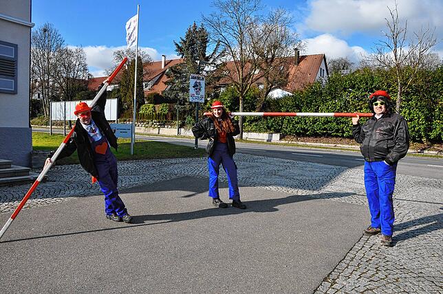 Bild 25: Narrenbaum in Leimbach – Umzug mit Tradition und Rast