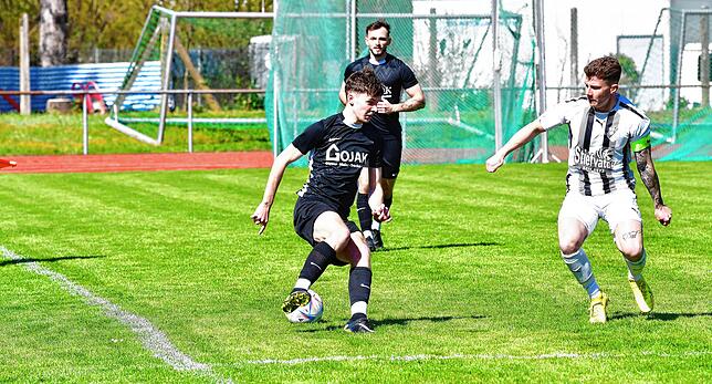 Bild 34: SG FC Wehr/Brennet siegt im Spitzenspiel mit 3:1 gegen FC WIttlingen – und wir haben Fotos!