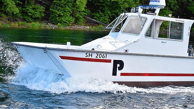 Die Suche blieb erfolglos: Mit Booten des Wasserschutzpolizeipostens Reichenau sowie den Kantonspolizeien Schaffhausen und Thurgau, wie ...