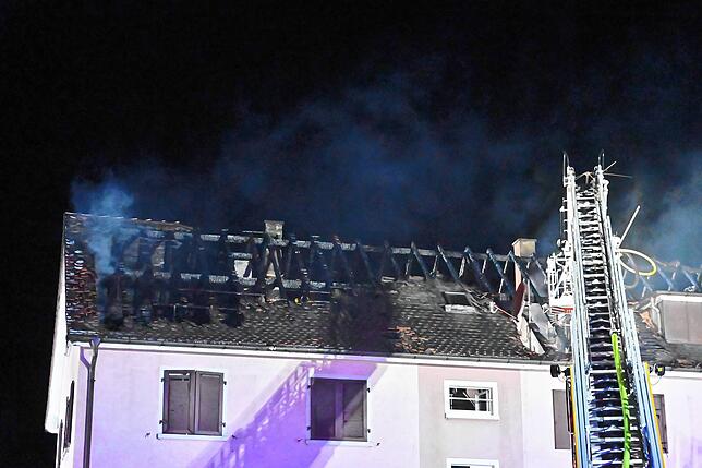 Bild 15: Stockach: Brand in Mehrfamilienhaus in der Radolfzeller Straße - Bilder!