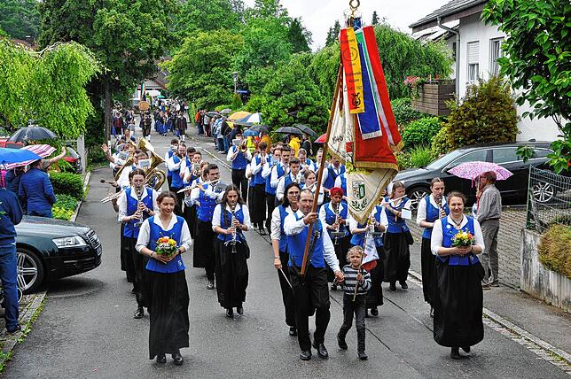 Bild 41: Die schönsten Bilder vom Pfingstmusikfest Jubiläumszug in Leimbach