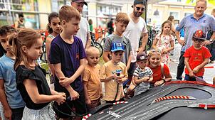 Beim Aktionstag „Herz für Kinder“ gibt es an zahlreichen Spielstationen in der Stadt einiges zu erleben – so wie hier 2024. (Archivfoto)