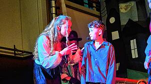 Bild : Großartiger Auftritt des Musical „Oliver Twist“ – Teil 2