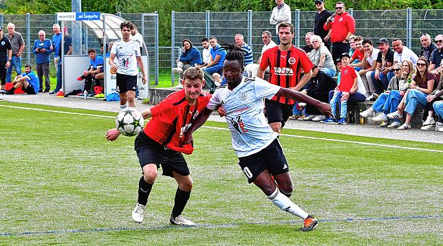 Bild 28: SV Obersäckingen trennt sich im Stadt-Derby mit 3:3 vom FC 08 Bad Säckingen – und wir haben Fotos!