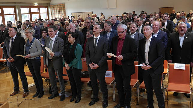 Mit dem Badener Lied ins neue Jahr: Zum Abschluss des Neujahrsempfangs in Kluftern stimmten alle aus voller Kehle in die Hymne ein.